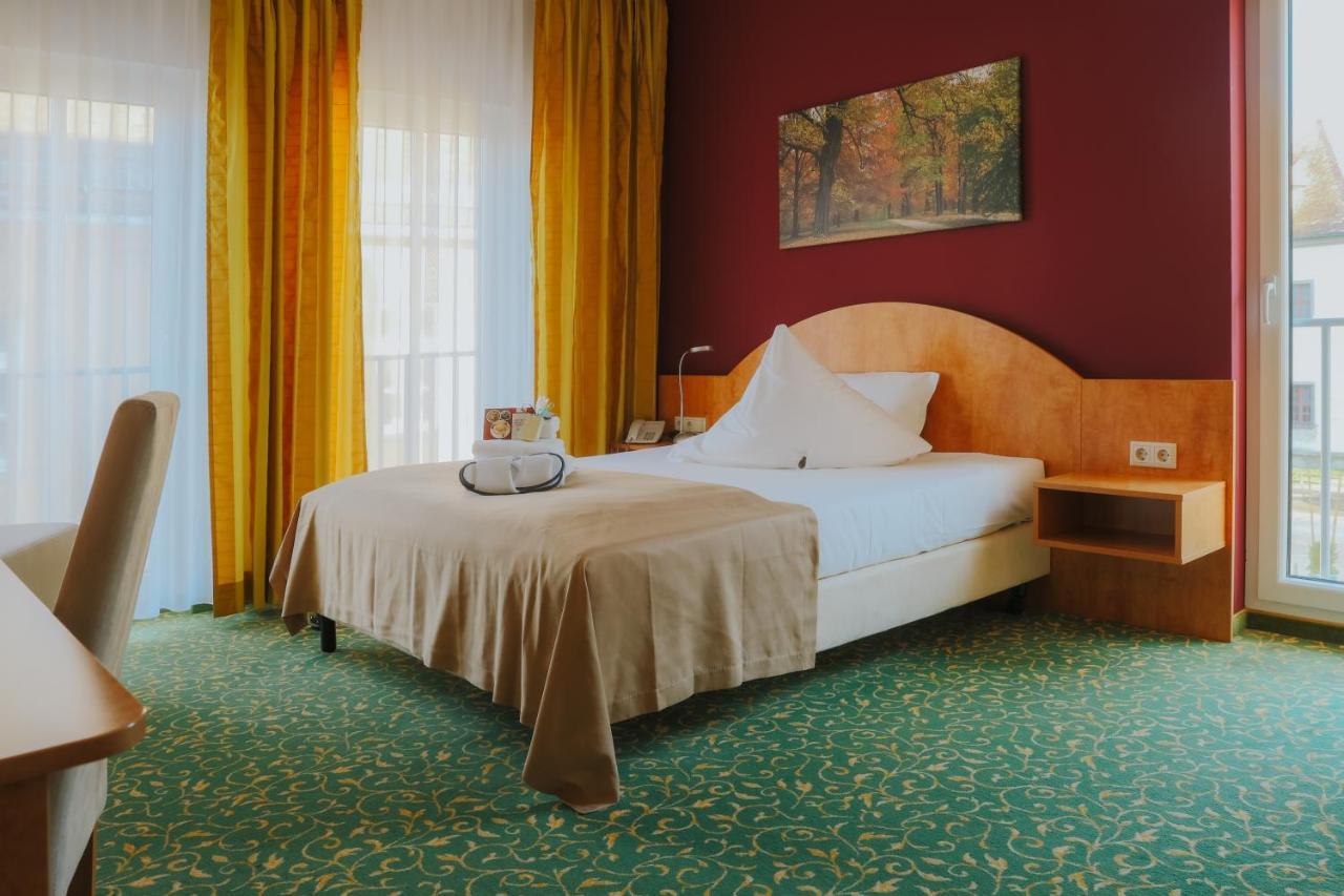 Kulturhotel Fuerst Pueckler Park Bad Muskau Dış mekan fotoğraf